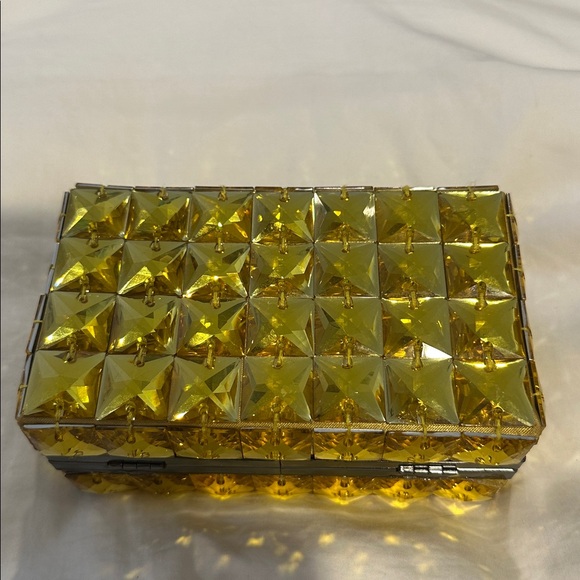 BCBG GOLD HARD BAG 6 x 3 x 2.5 NWT - Picture 2 of 11